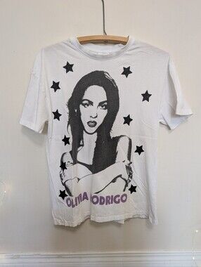 Olivia Rodrigo Glitter Star Graphic Tee White Size Medium